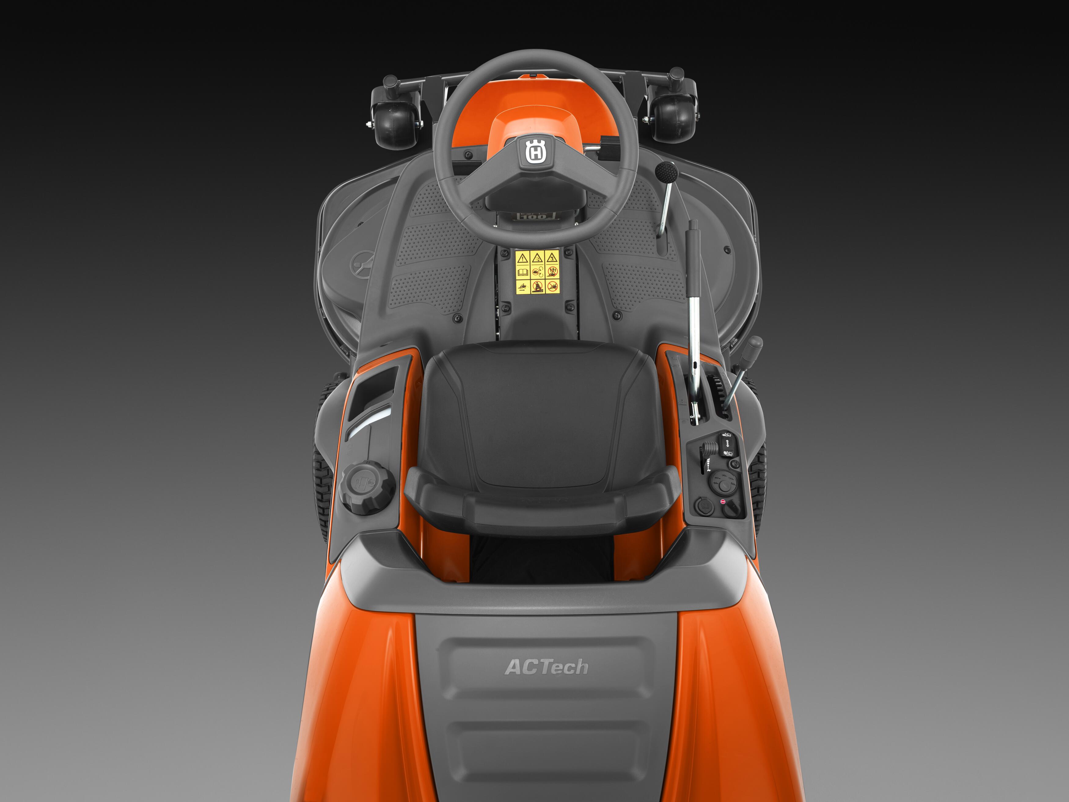 RC 320Ts AWD